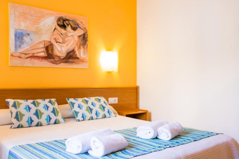 Sagitario Vista Playa II Apartamentos - image 17