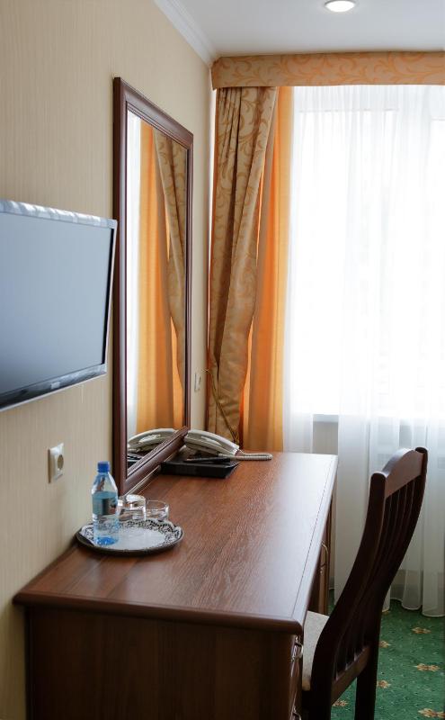 Standard Single Room image 2