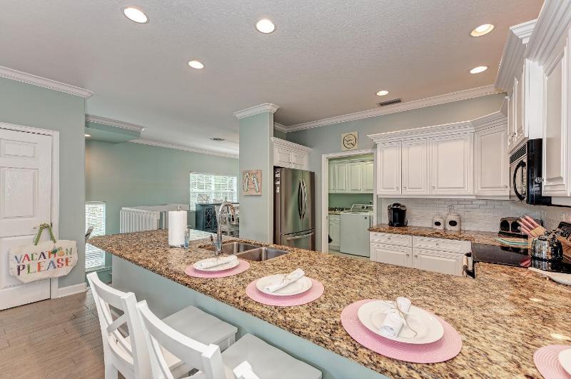 Three-Bedroom House image 2