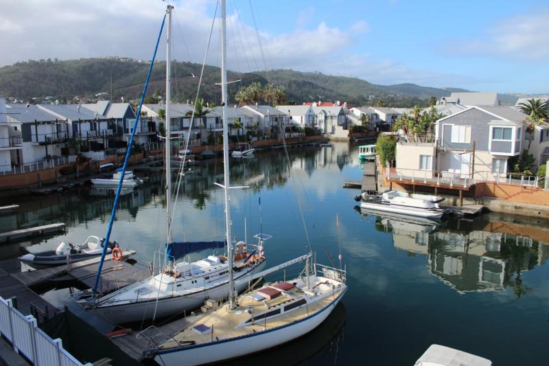 Waterfront 17 Quay West - image 14