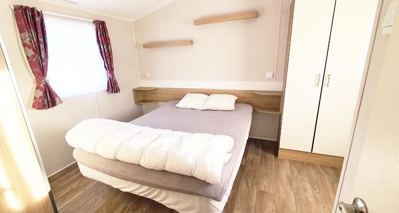 Mobile Home image 4