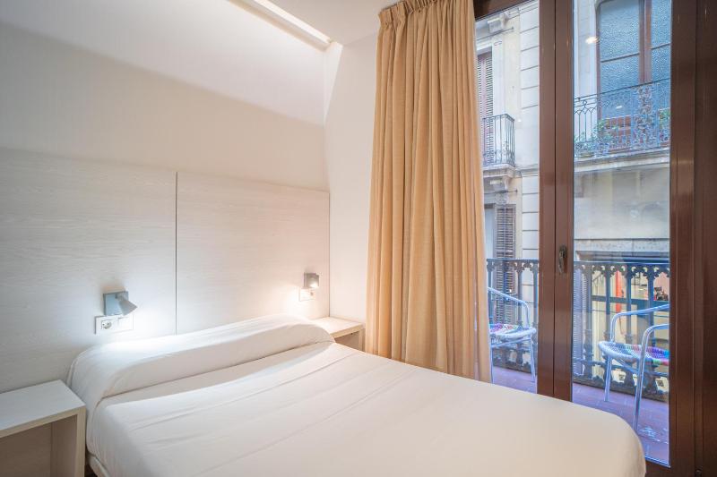 Hostal Fina - image 15