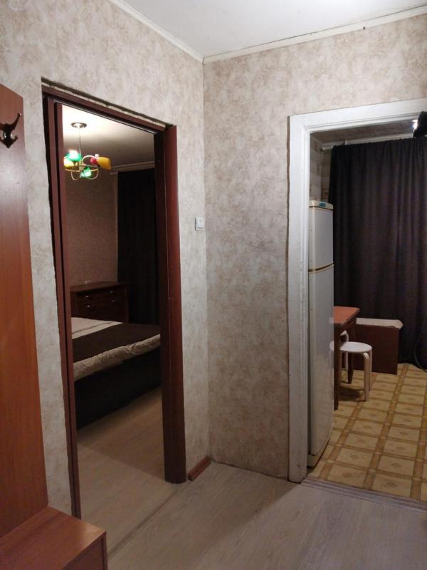 One-Bedroom Apartment image 2
