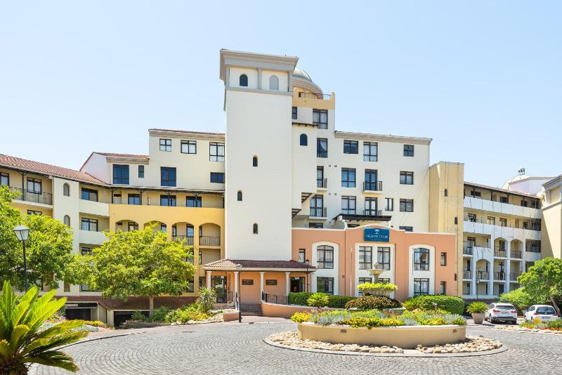 Three-Bedroom Apartment image 2