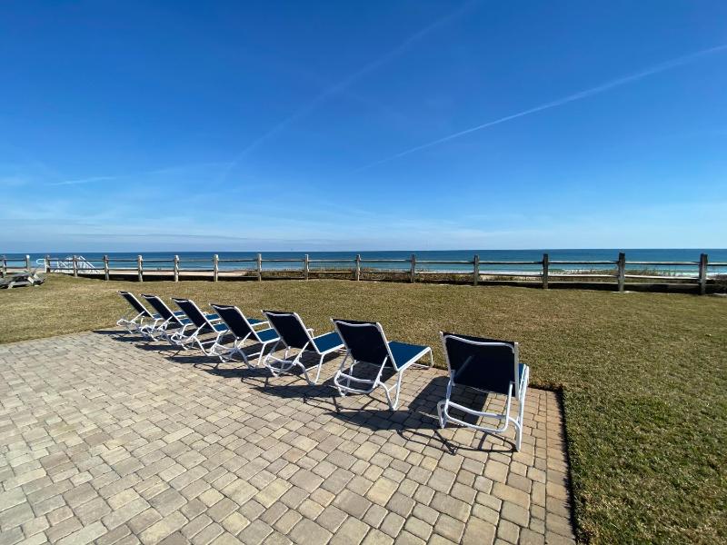 Deluxe Bungalow with Sea View image 3