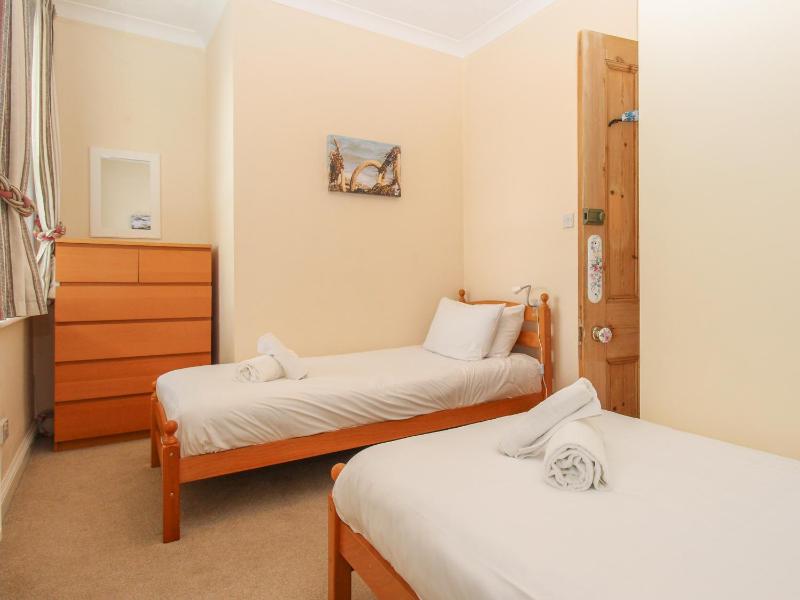 Badbury Lodge - image 14
