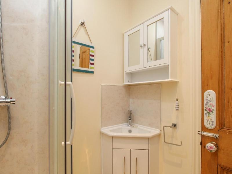 Badbury Lodge - image 13
