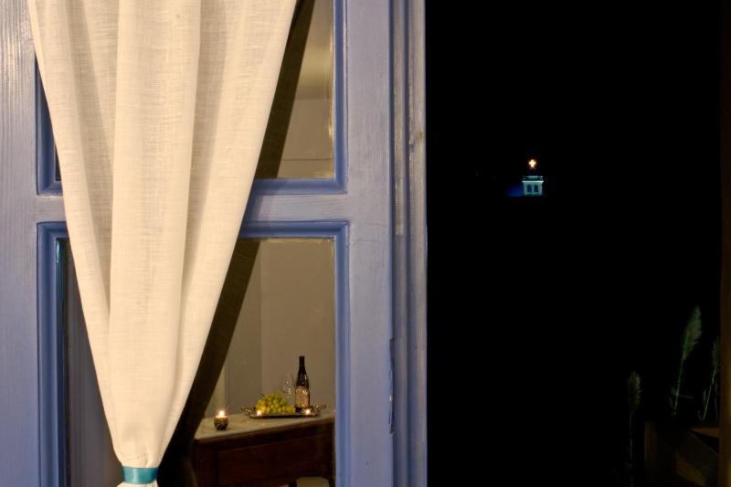Standard Double Room image 4