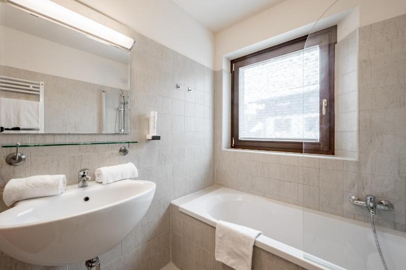 Superior Two-Bedroom Apartment image 2