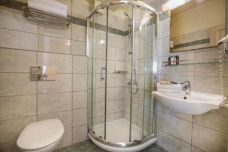 Ionian Plaza Hotel & Spa - image 47