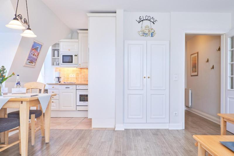 Maisonette Apartment image 2