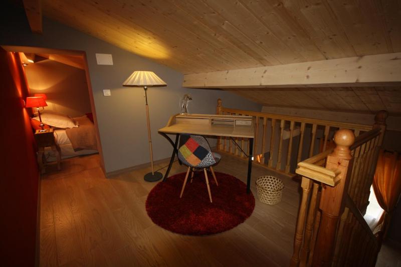 One-Bedroom Apartment with Terrace image 2