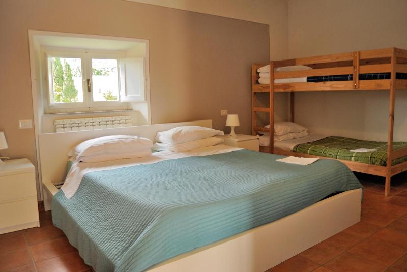 Quadruple Room image 2