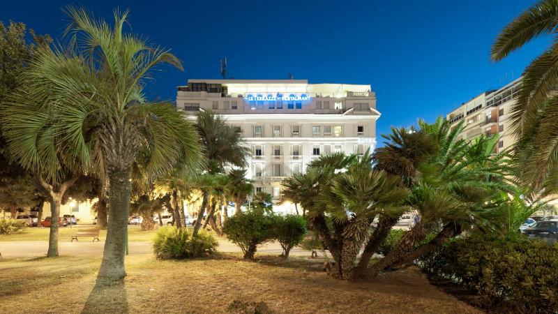 Hotel Esplanade - image 30