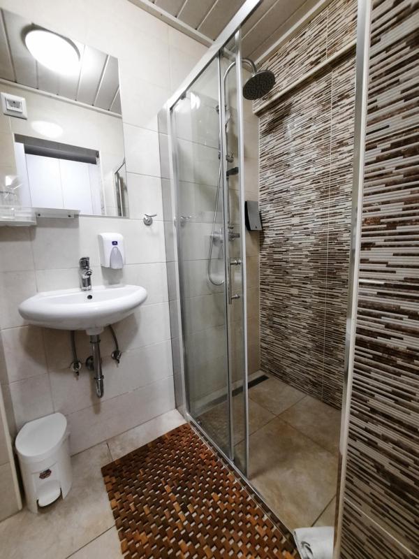 Single Room image 1