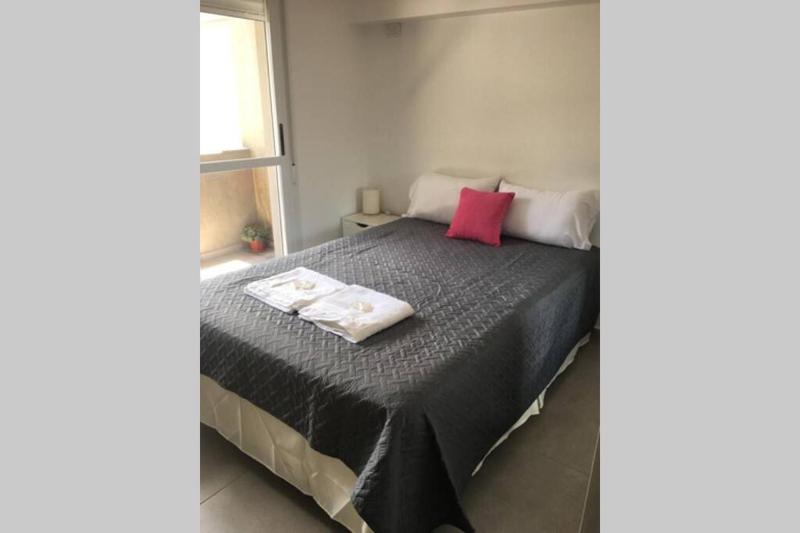 Hermoso NUEVO con PISCINA Balcón y Patio - image 8