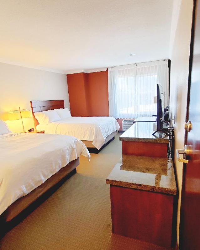Holiday Inn Express Hotel & Suites Portland-Northwest Downtown By IHG - image 6