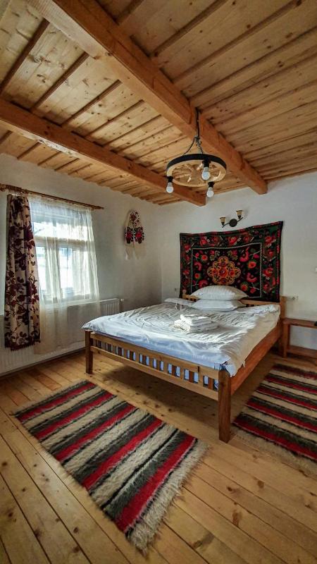 Double Room with Garden View image 4