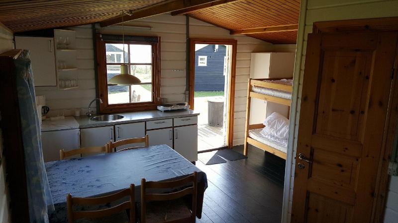 Category 3 Cottage with Shared Bathroom image 3