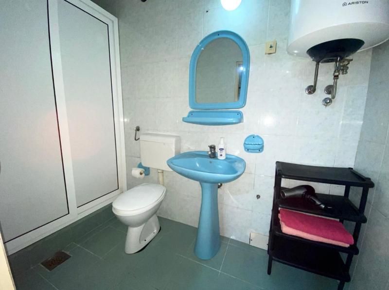 Studio Apartment image 2