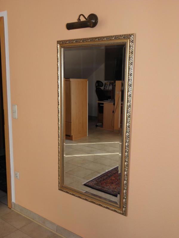 One-Bedroom Apartment image 3