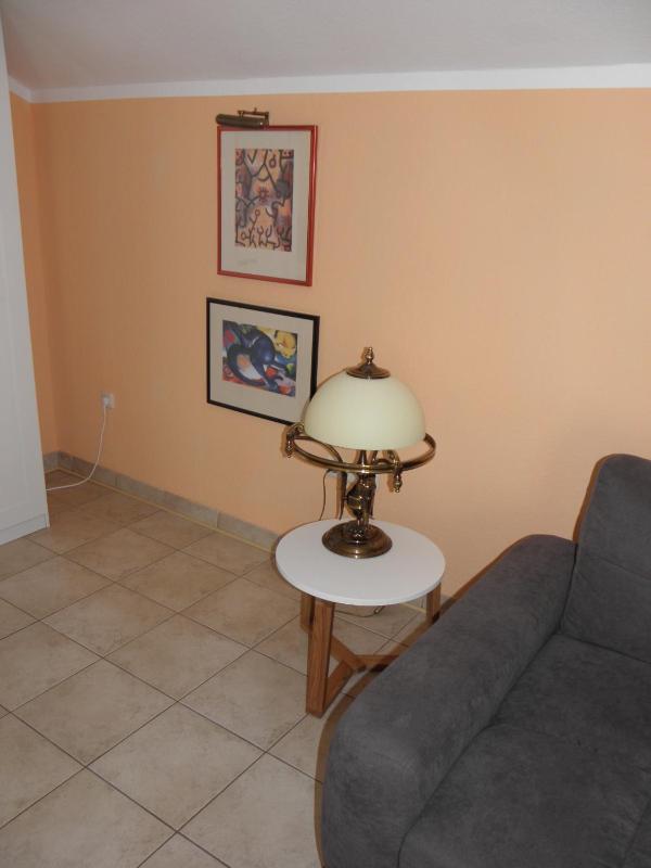 One-Bedroom Apartment image 2