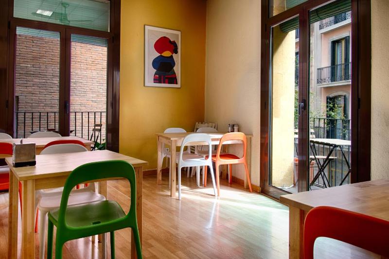 Itaca Hostel - image 9
