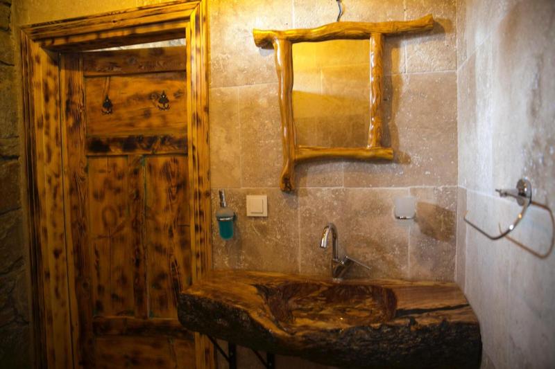 Double Room with Private Bathroom image 3