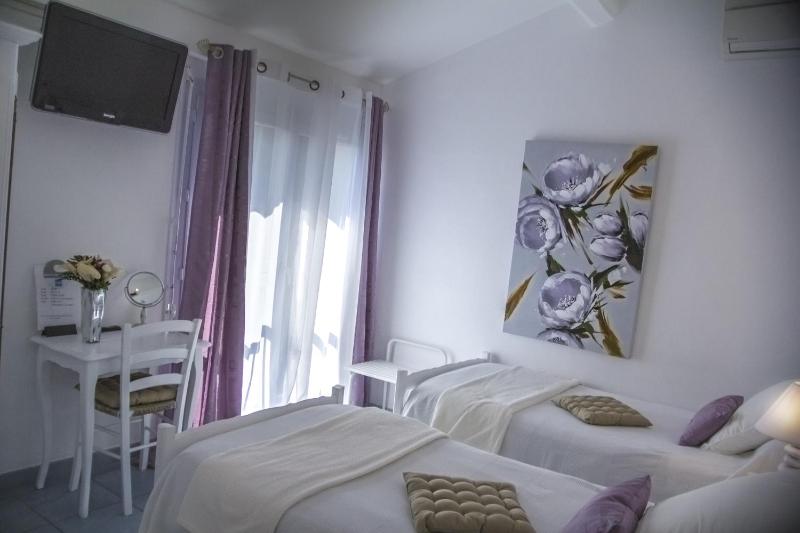 Hôtel Le Méditerranée - image 47