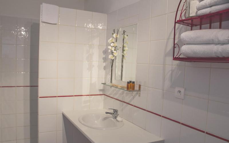 Triple Room image 3