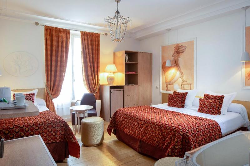 Triple Room image 3