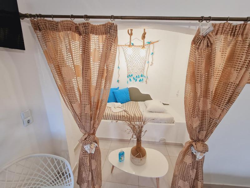 Superior Triple Room image 3