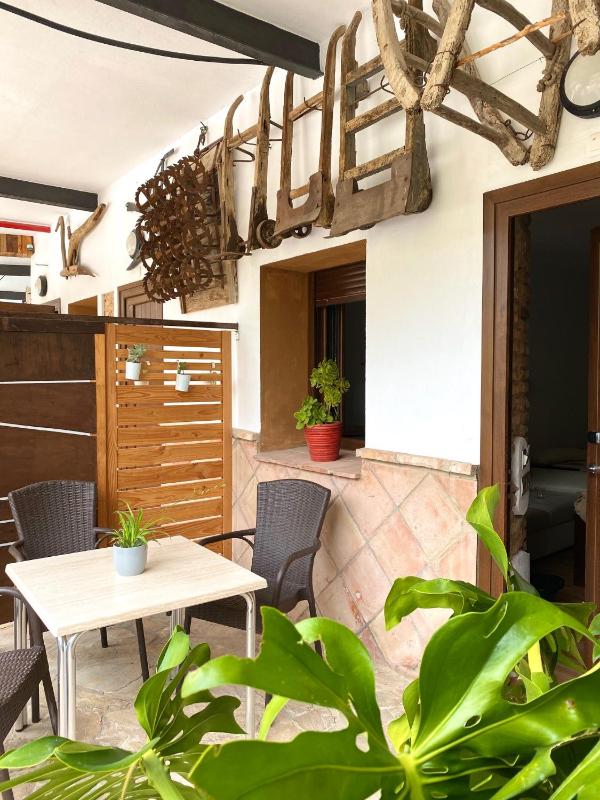 Superior Double or Twin Room (1-2 Adults) image 2