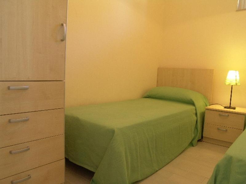 Three-Bedroom Apartment (6 Adults) image 3