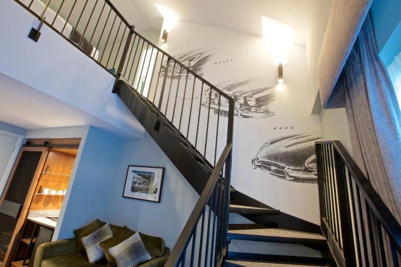 Telegraph Hotel - Coventry - image 4