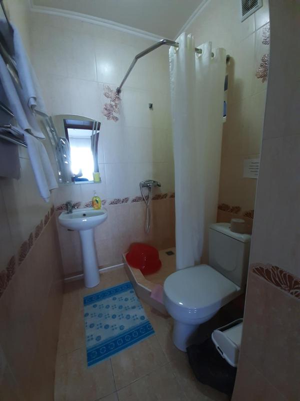 Budget Double Room image 3