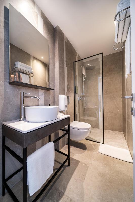 Alinea Suites Limassol Center - image 5