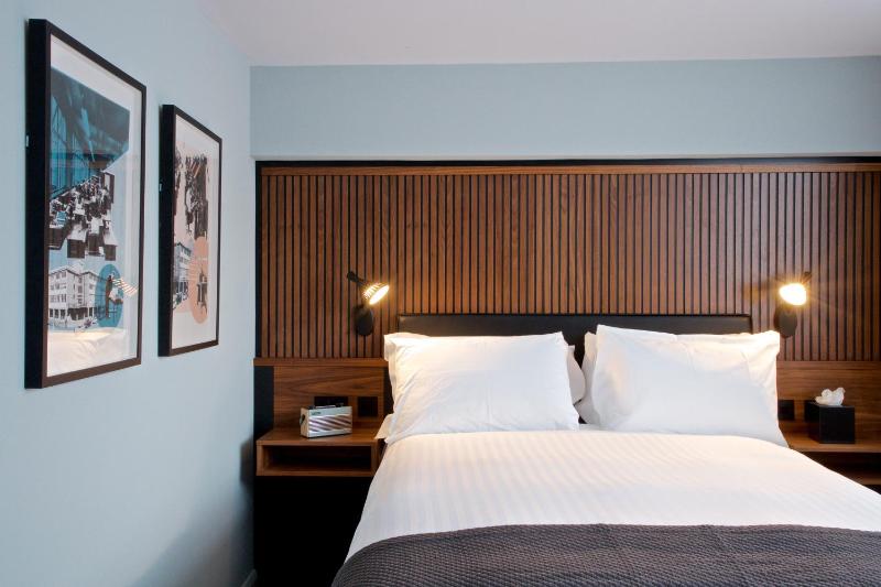 Telegraph Hotel - Coventry - image 6