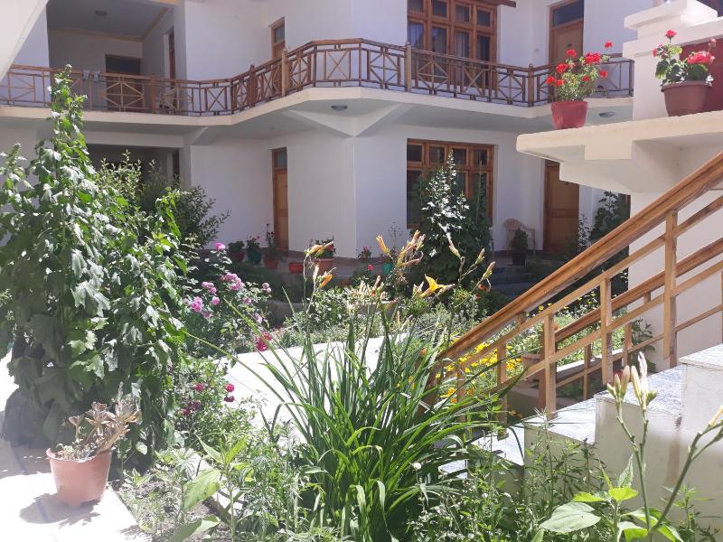 Smanla guest house - image 11