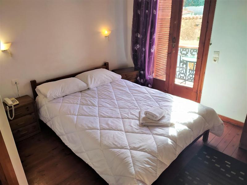 Double or Twin Room image 2