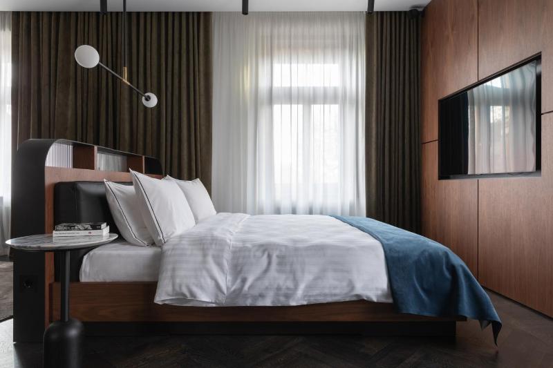 Suite image 2
