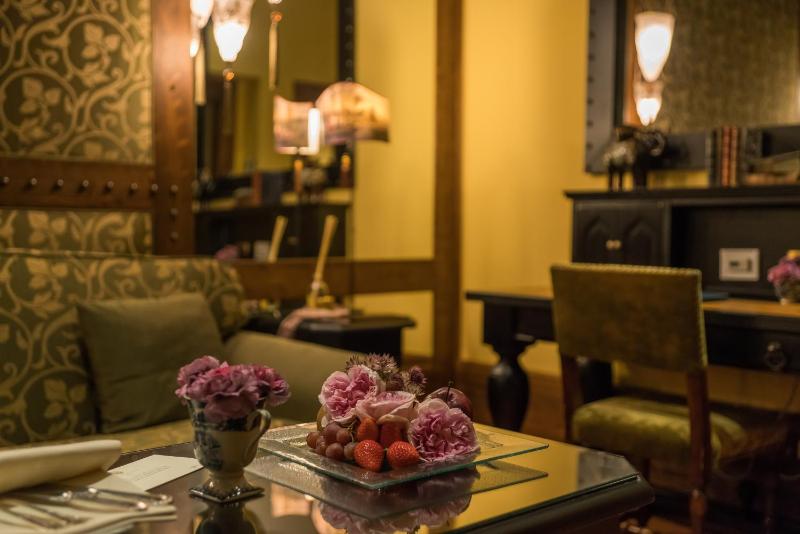 Executive Junior Suite image 3