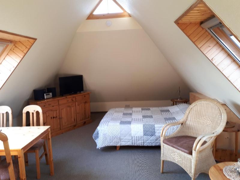 Studio Apartment image 4