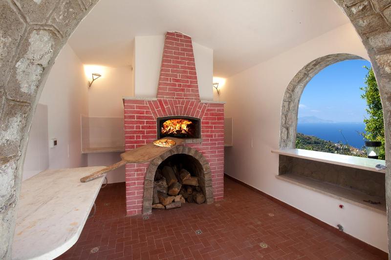 Amore Rentals - Villa Daniela - image 43