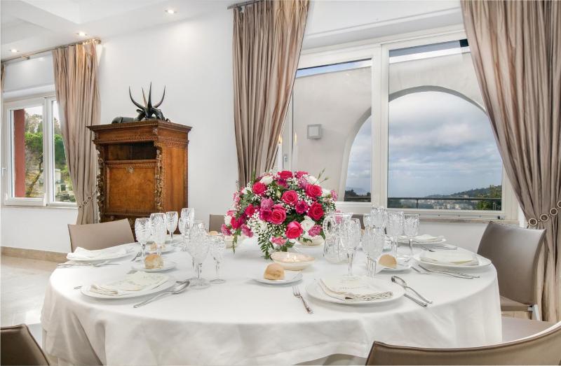 Amore Rentals - Villa Daniela - image 19