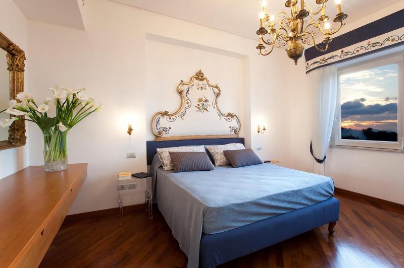 Amore Rentals - Villa Daniela - image 50
