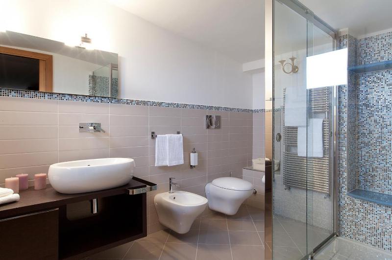 Amore Rentals - Villa Daniela - image 14