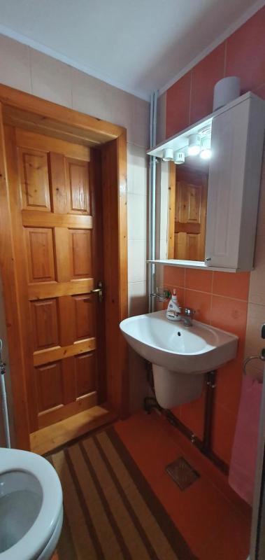 Double Room with Shared Bathroom image 4