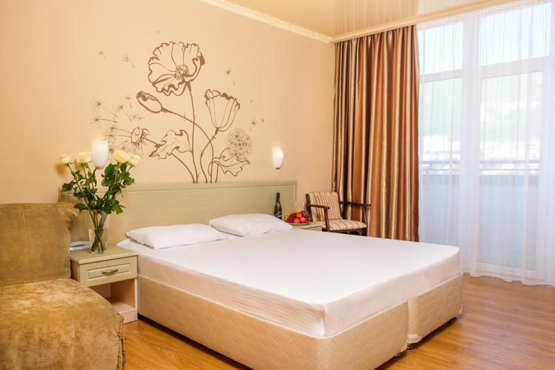 Double Room image 2