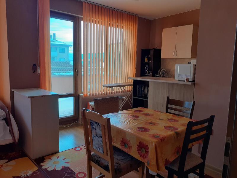 One-Bedroom Apartment image 3